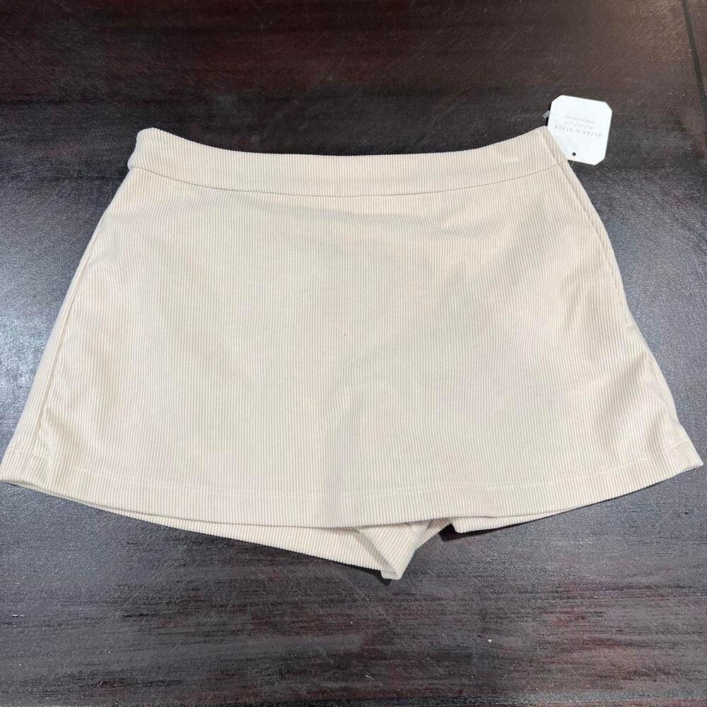 Altar'd State Ivory Cream High Rise Flowy Shorts NWT Boho Cottagecore Size S